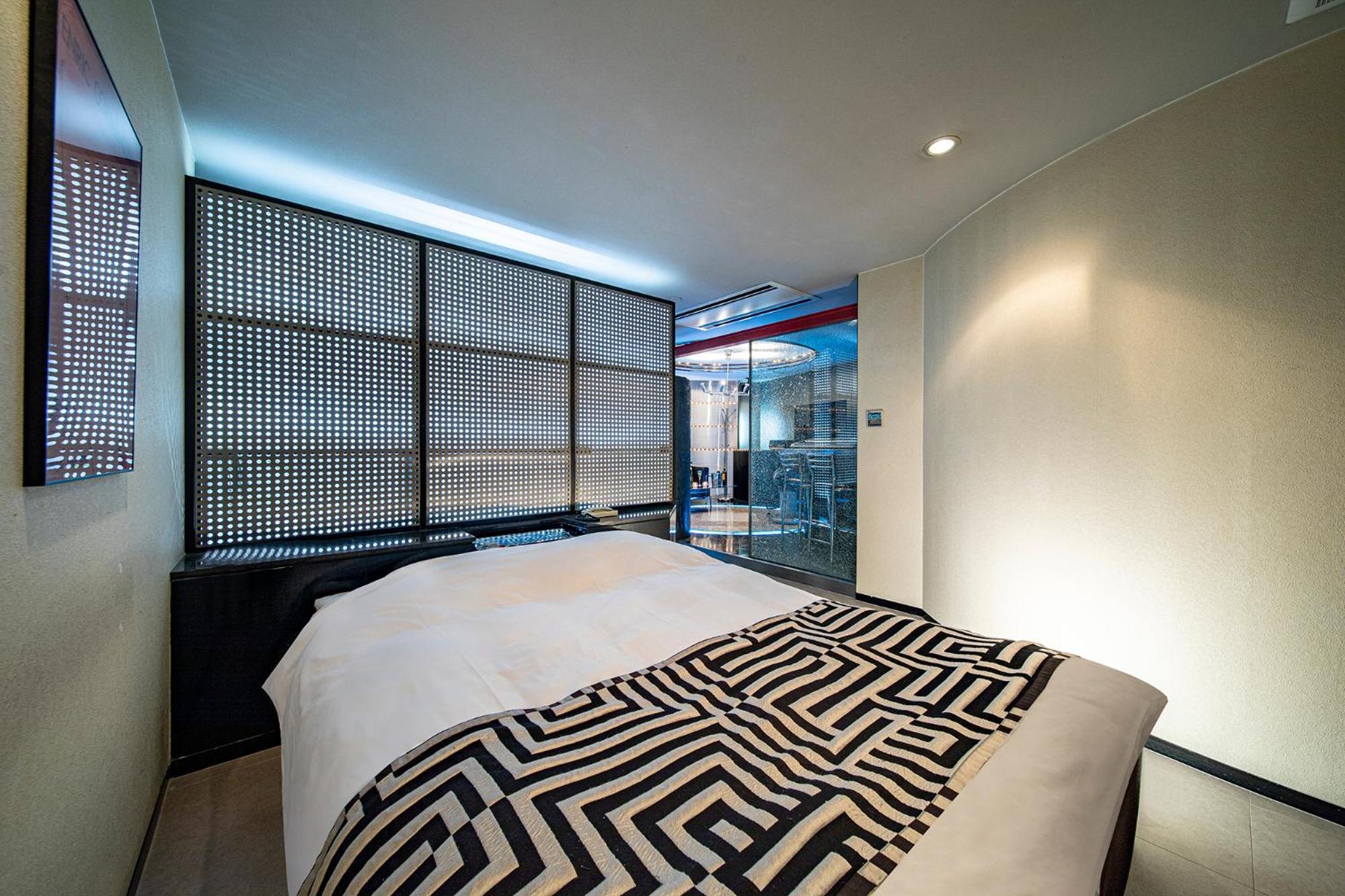 Towers Hotel - Adult Only - Osaka Exterior photo
