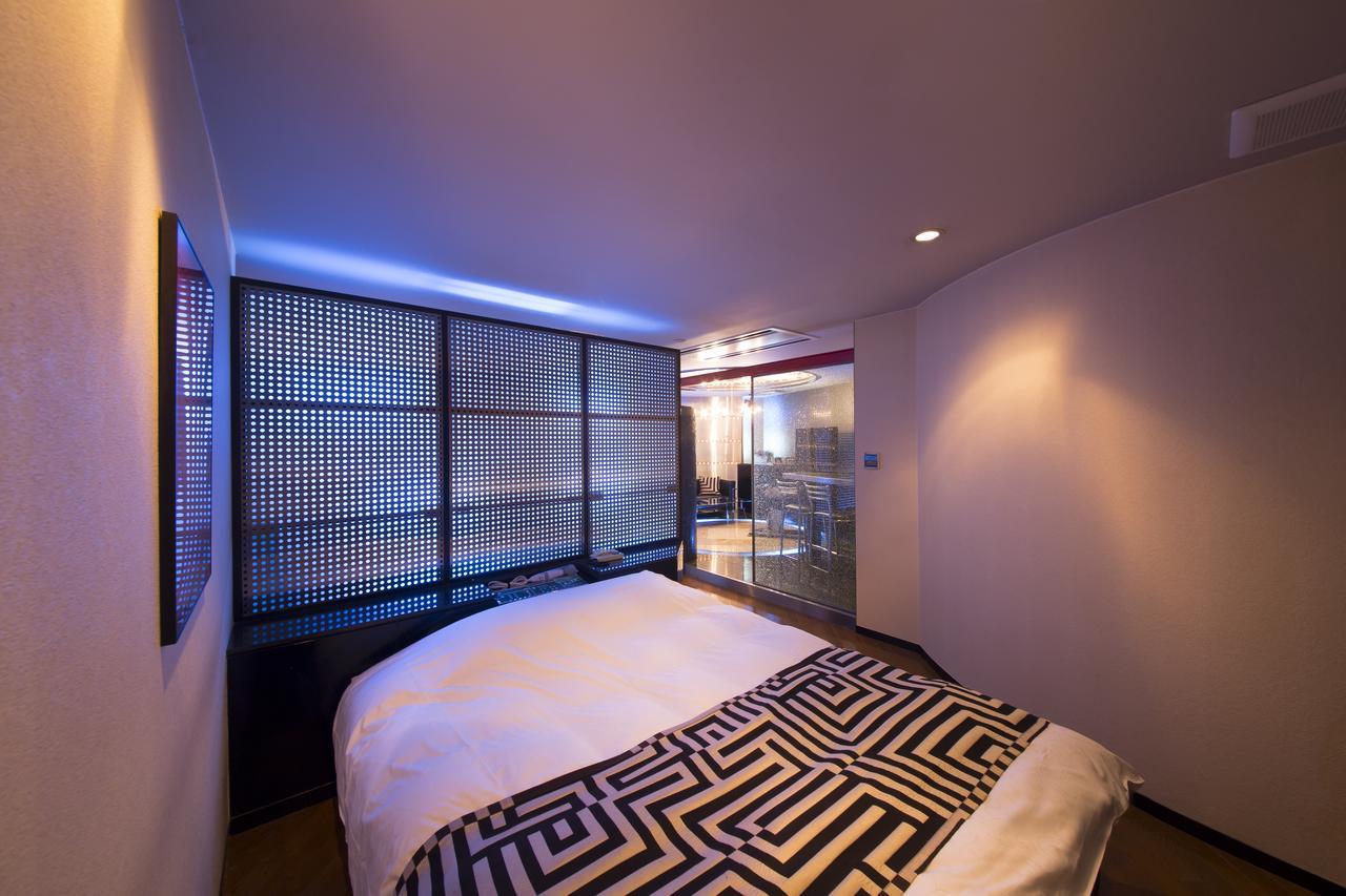 Towers Hotel - Adult Only - Osaka Exterior photo